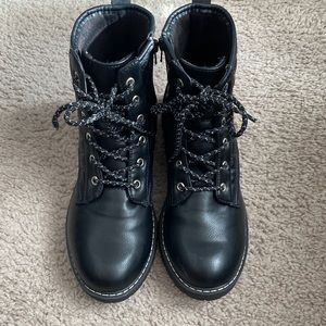 Girls Steve Madden boots